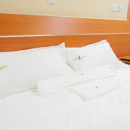 Travelodge Блантайр Экстерьер фото